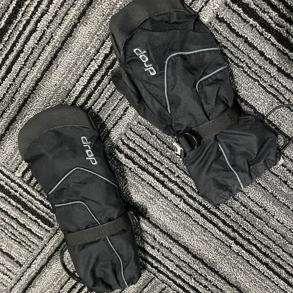 Drop Gloves snowboarding/skiing mittens